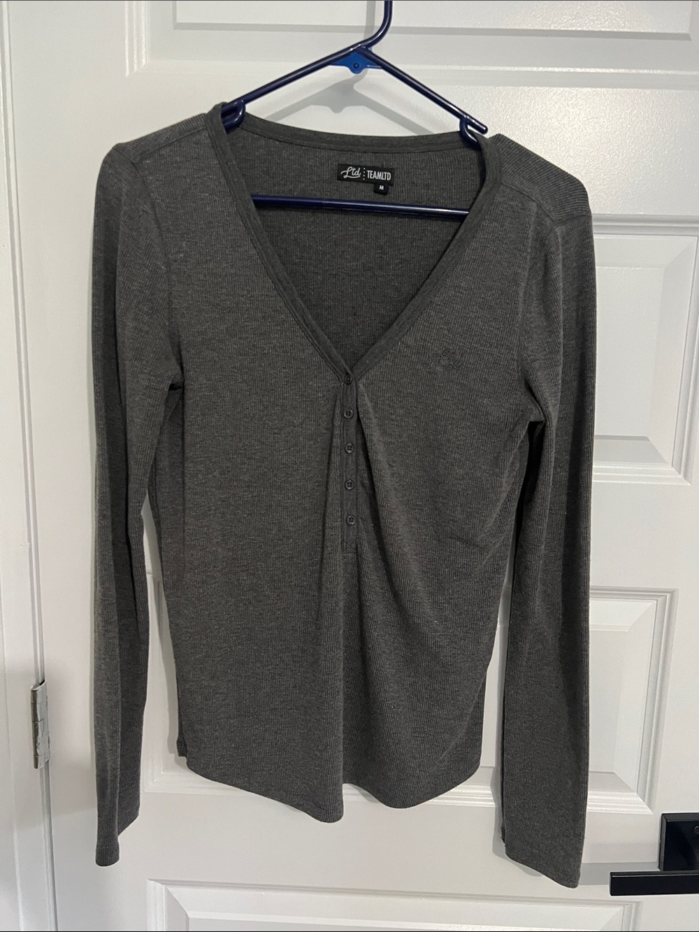Team Ltd. Charcoal Gray Long Sleeve V-Neck Button Top